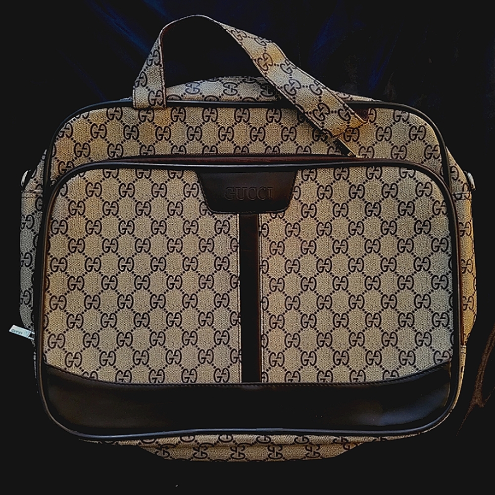 Laptop bag (Free with purchase $100+)